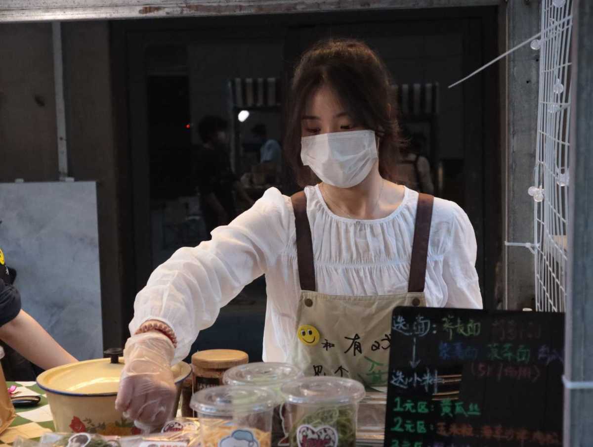 拒绝“躺平”！周口俩大一女生暑假练摊5天收入2000多元