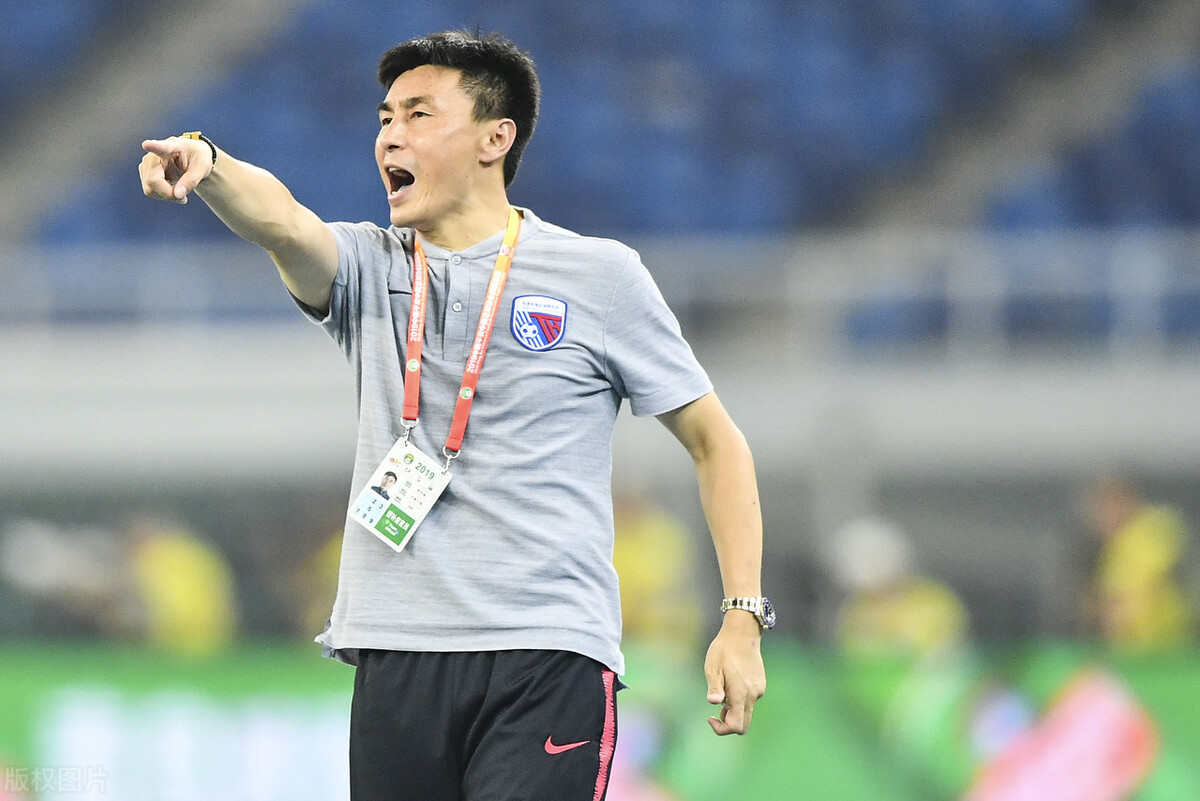 李玮锋带领广州城保级成功,广州城足球俱乐部李玮锋