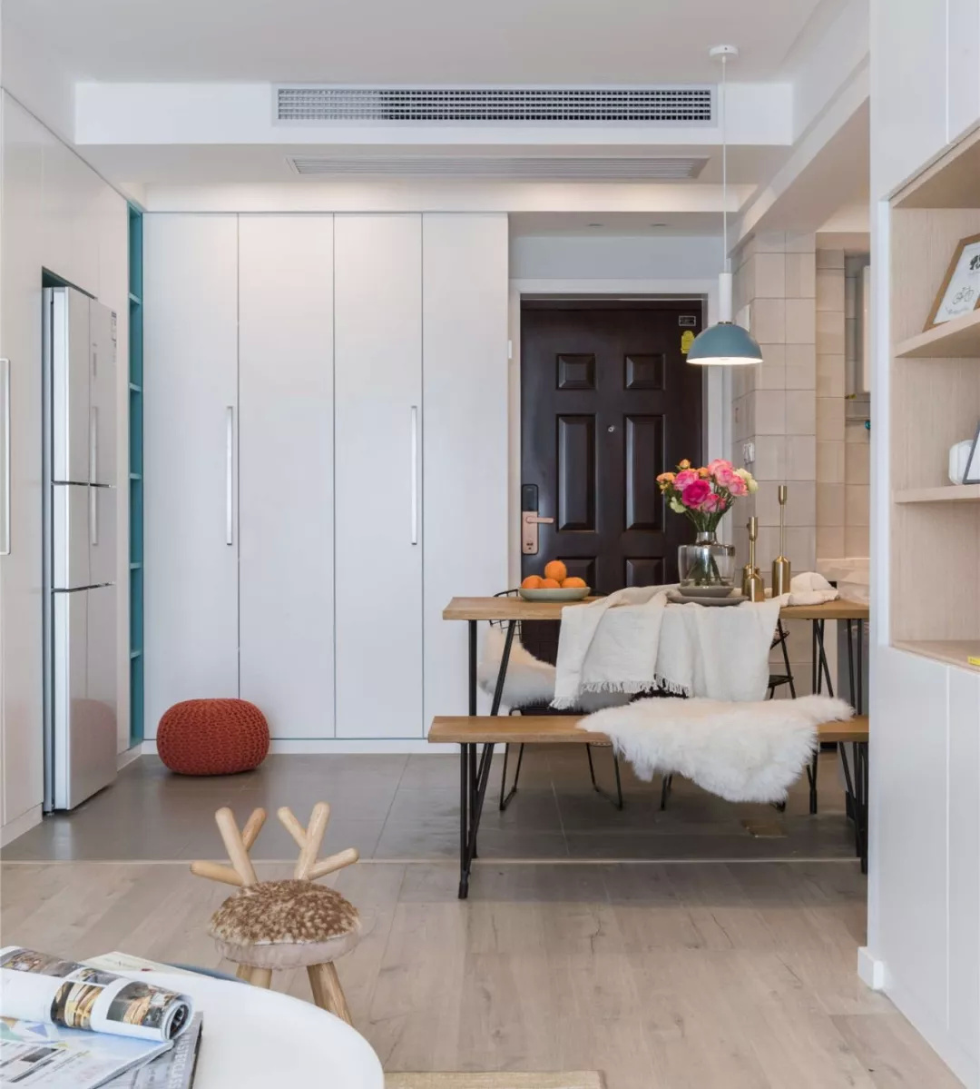 中央空调普通空调哪个费电,家用中央空调电费大概一天多少钱