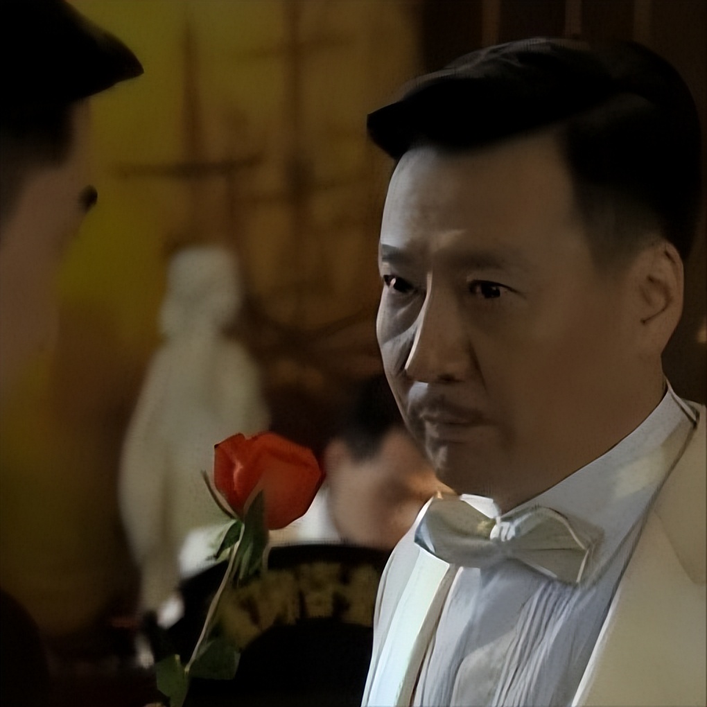 伪装者三兄弟阿诚明台打架,伪装者阿诚明台的片段