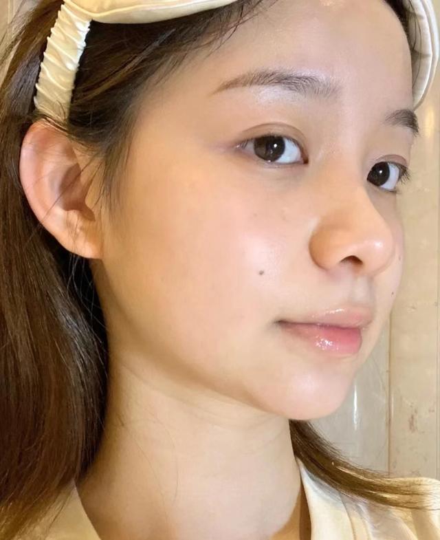 油皮水乳推荐真实测评控油美白,油皮控油保湿水乳推荐