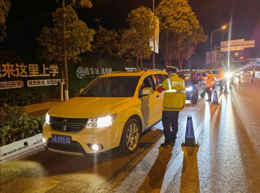 交警夏季安全整治行动,夏季交警整治交通违法