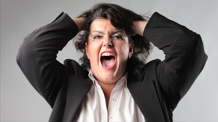 50岁左右的女性周身疼痛,治疗很困惑?一文教你如何调整身体变化