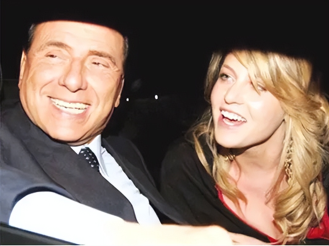 贝卢斯科尼经历,贝卢斯科尼有多厉害