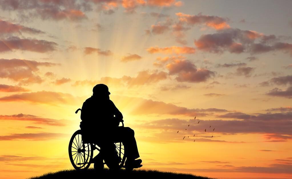 感恩父亲父爱如山母爱伟大,感恩父亲弘扬美德