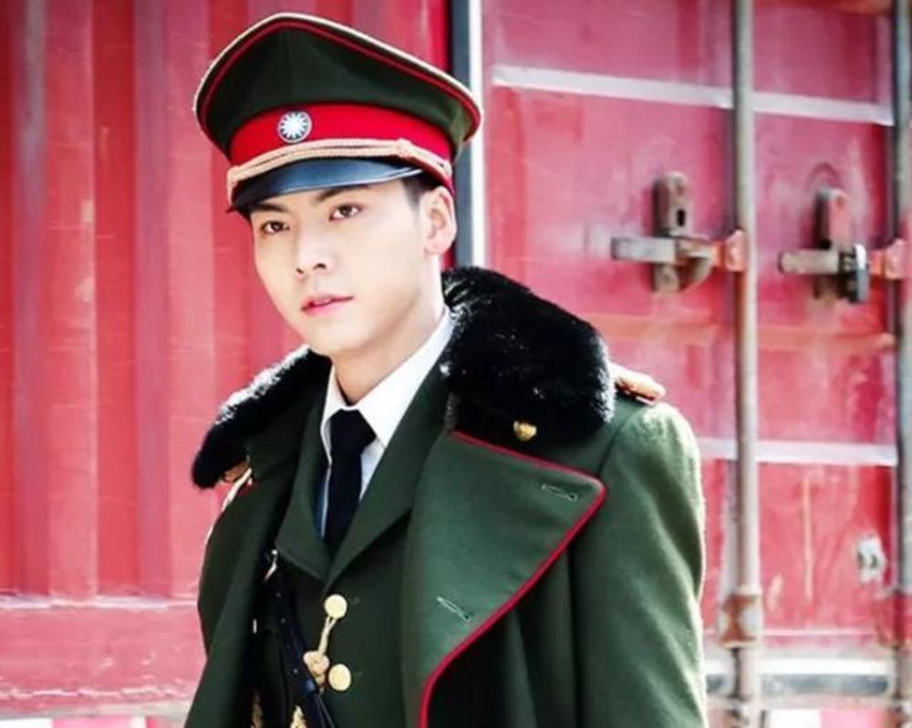 必看的十本军事小说排行榜,十部顶级耐看军事小说评分9.9