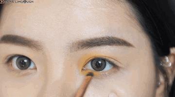 3ce眼影盘overtake橘棕盘画法,化妆眼影眼窝画法