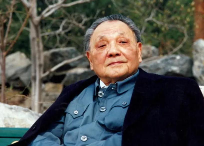 小泉纯一郎参观卢沟桥,小泉纯一郎2001年访华