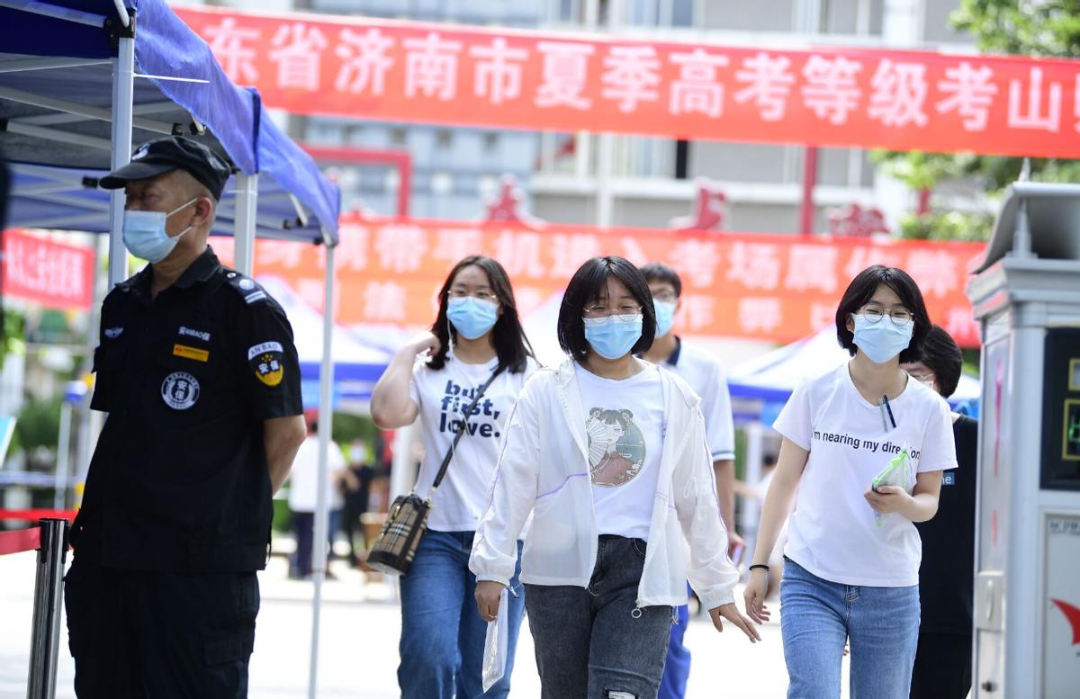 河南考生吐槽统配文具,考生吐槽统一用笔质量差