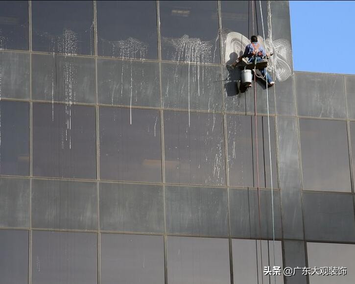 室内外墙面抹水泥砂浆一块块掉要如何处理