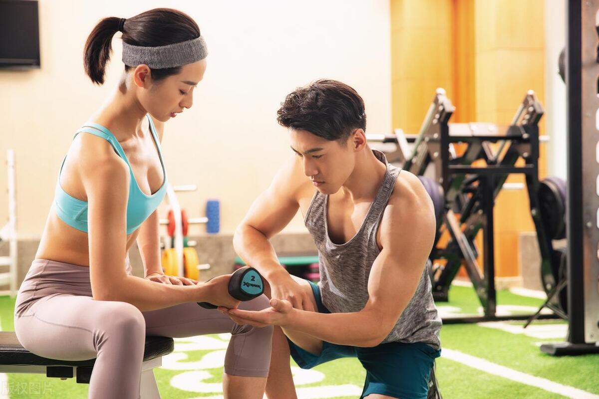 苹果手机相机亮度设置,手机相机怎么调曝光度和饱和度