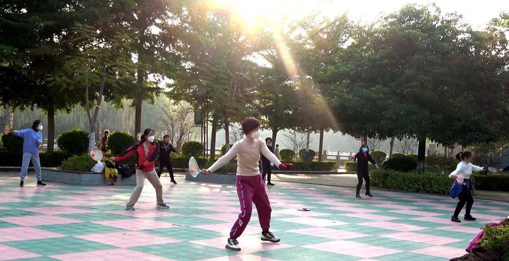 创建文明健康城市守护健康家园,创建健身模范城市