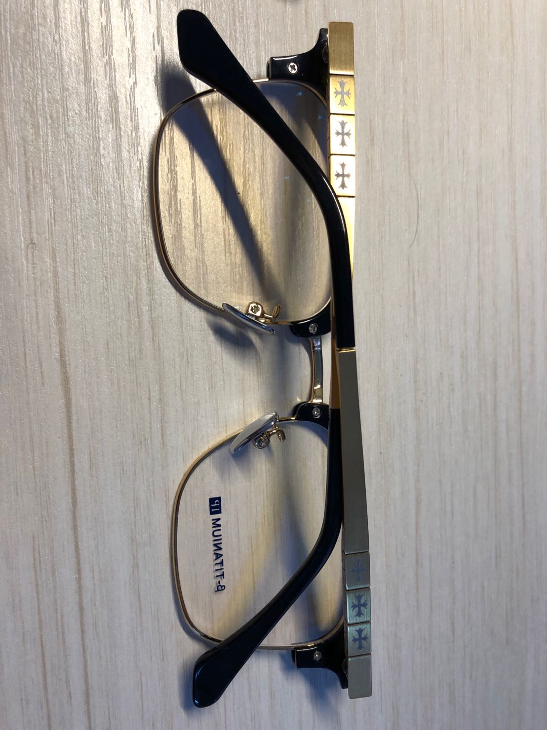 配镜纯钛镜框,配镜送纯钛镜框