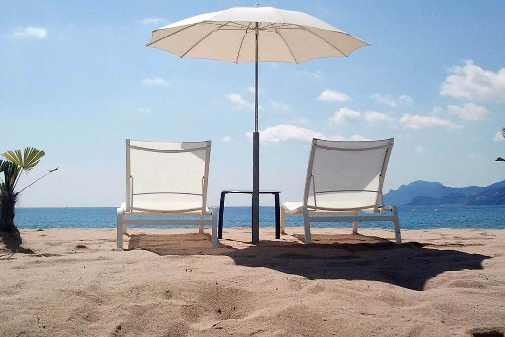 戛纳小城,戛纳电影节出现美丽的风景线