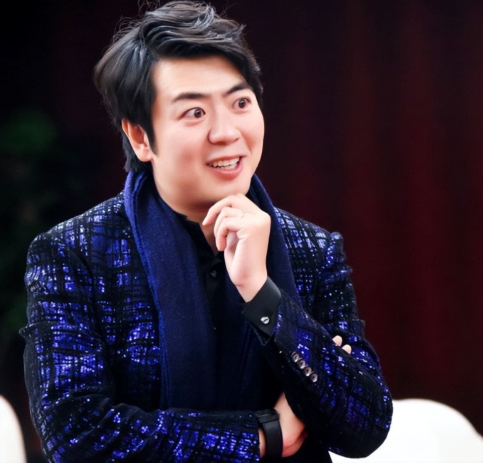 郎朗：钢琴为他带来了名与利，但同时也险些“毁”了他