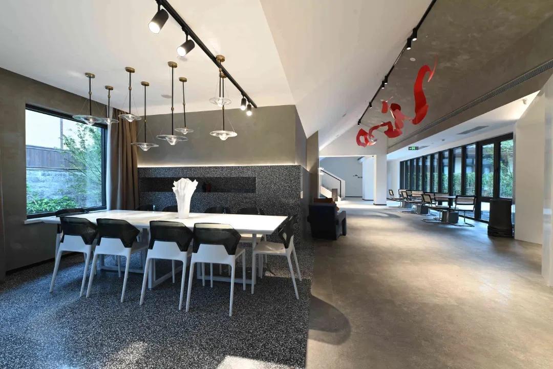 诗酒茶田、梦居藏马，体验近在咫尺的诗和远方——阿朵花屿