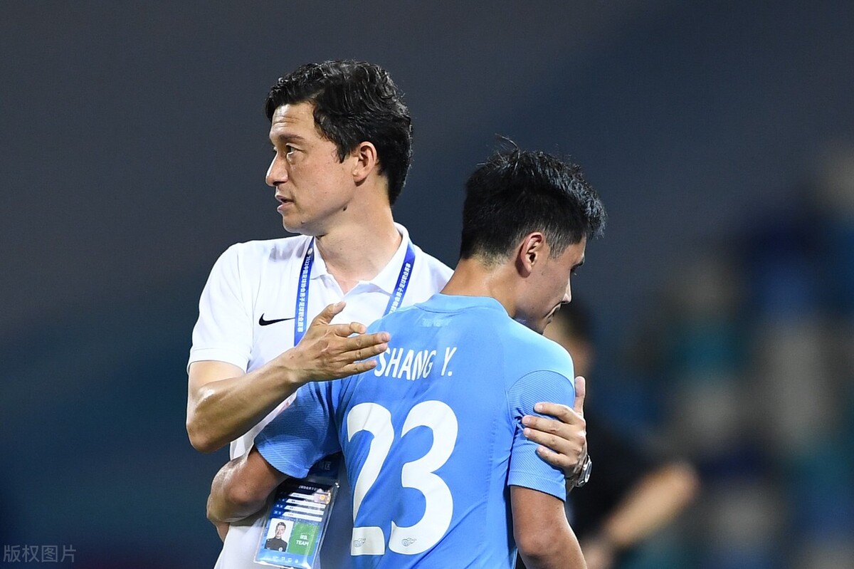 谢晖谈论足球问题,谢晖足球最新消息