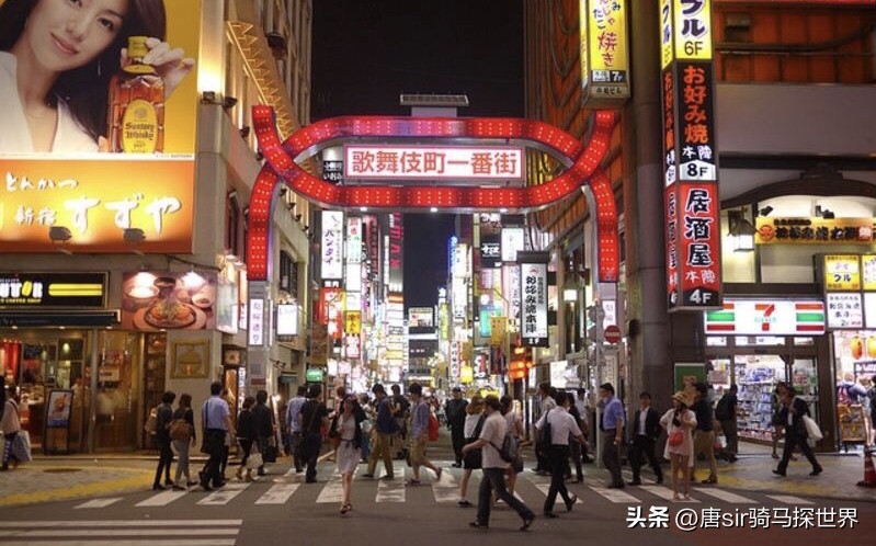 日本“普信男”有多傲娇？人到中年，却依旧觉得自己是女孩的最爱