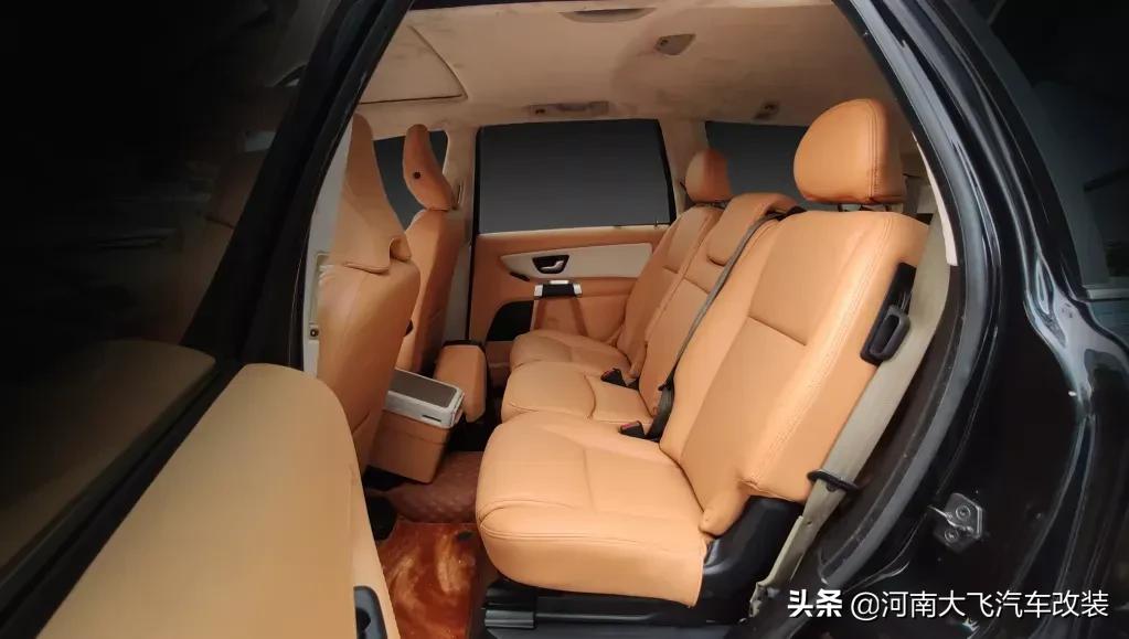 老款沃尔沃内饰布局,10年沃尔沃xc90改装案例