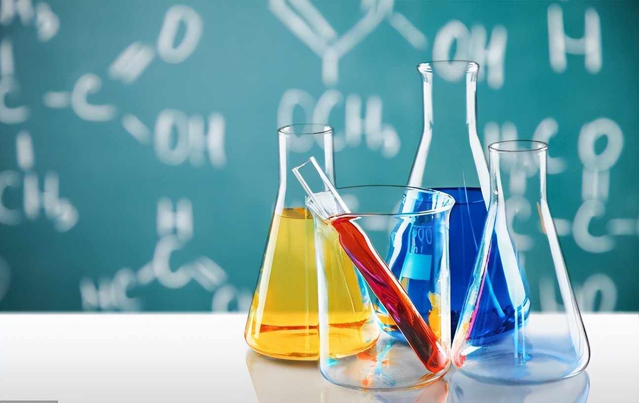 微观奇迹！电化学与纳米技术在传感应用方面的协同进展综述