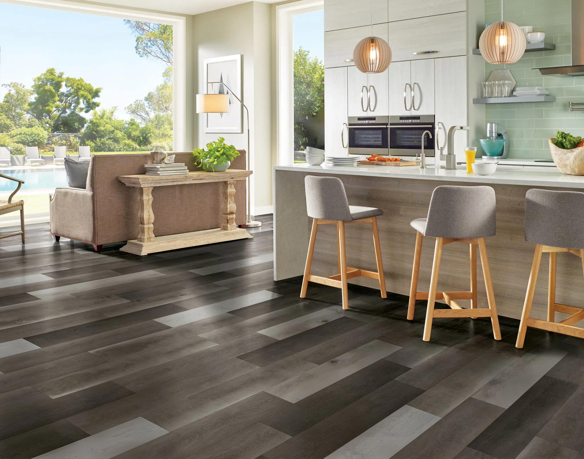 塑胶地板应用场所,塑胶地板的分类有哪些种类