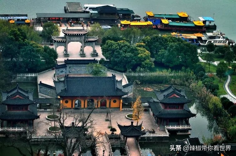 镇江一座美的让人吃醋的城市路牌,镇江一座美的让你吃醋的城市