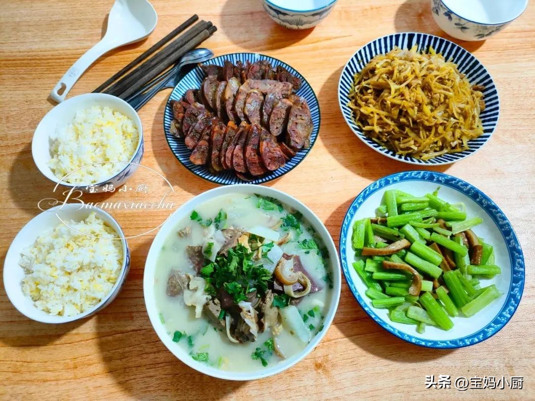 冬季5菜一汤荤素怎么搭配,晚餐推荐家常菜简单易做的汤