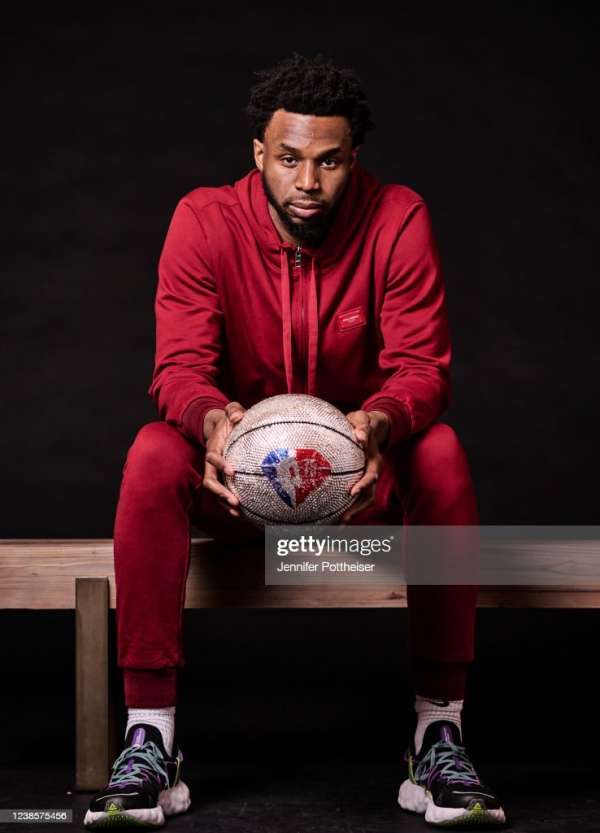 2022全明星战靴,2024年nba全明星名人赛上脚球鞋