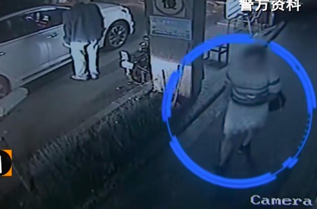 2015年女老板又找1个“*男猛**”，想和另1个分手，因20万分手费被杀