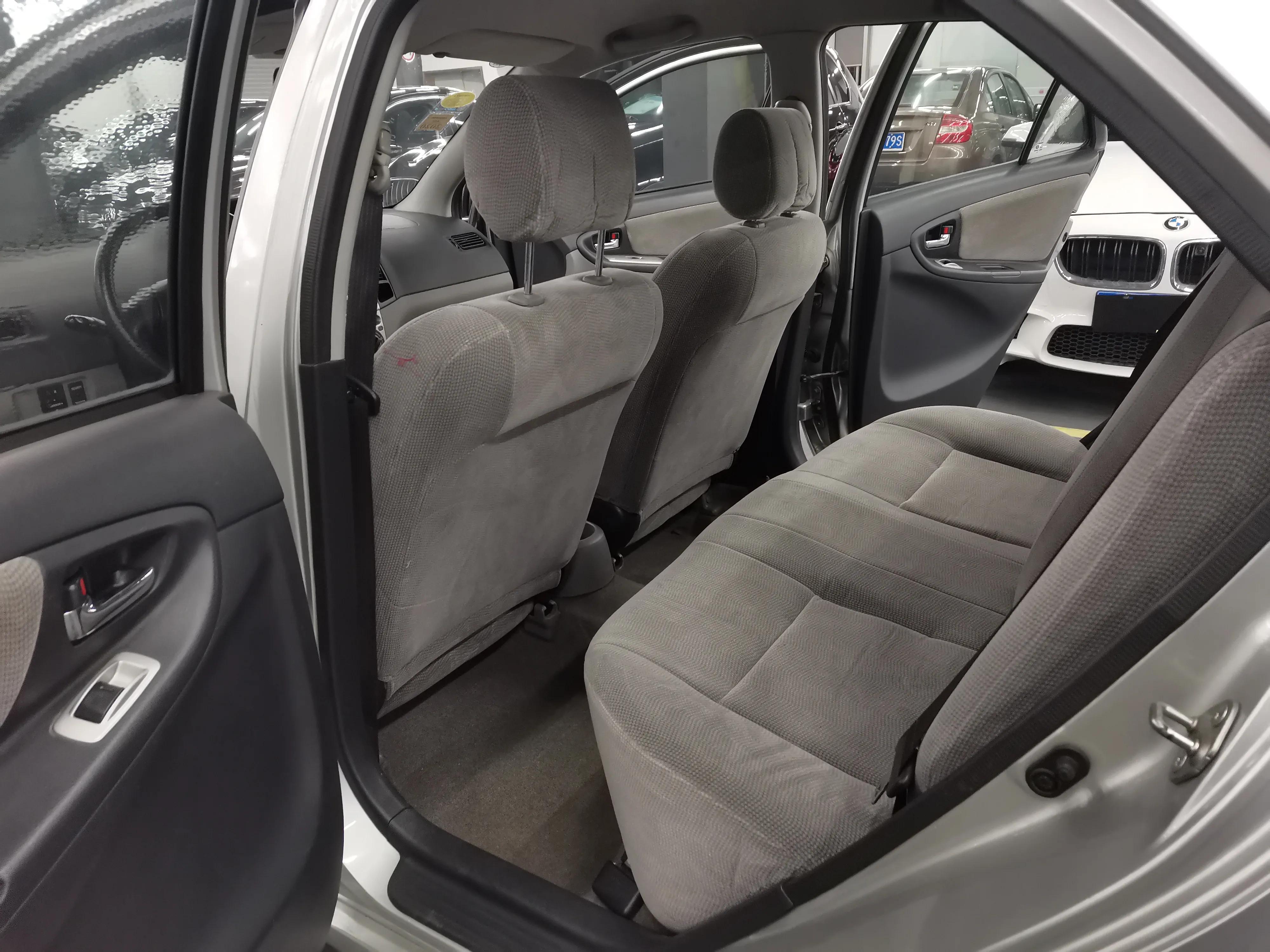 丰田威驰14年手动1.5,三年的丰田威驰1.5手动多少钱