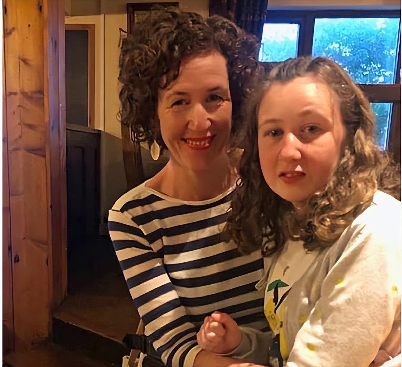 英国13岁男孩当爸爸后续,英国13岁小孩当爸爸新闻