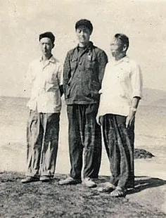 听老红军讲革命故事经历心得体会,听军垦老兵讲述戍边故事稿件