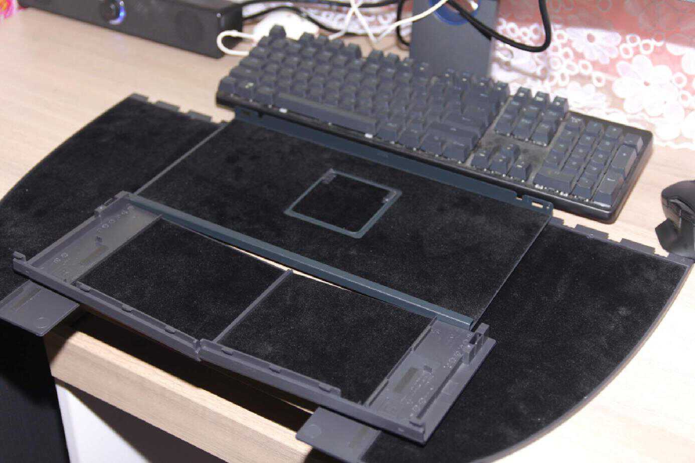 sw240显示器24英寸,sw240显示器价格走向