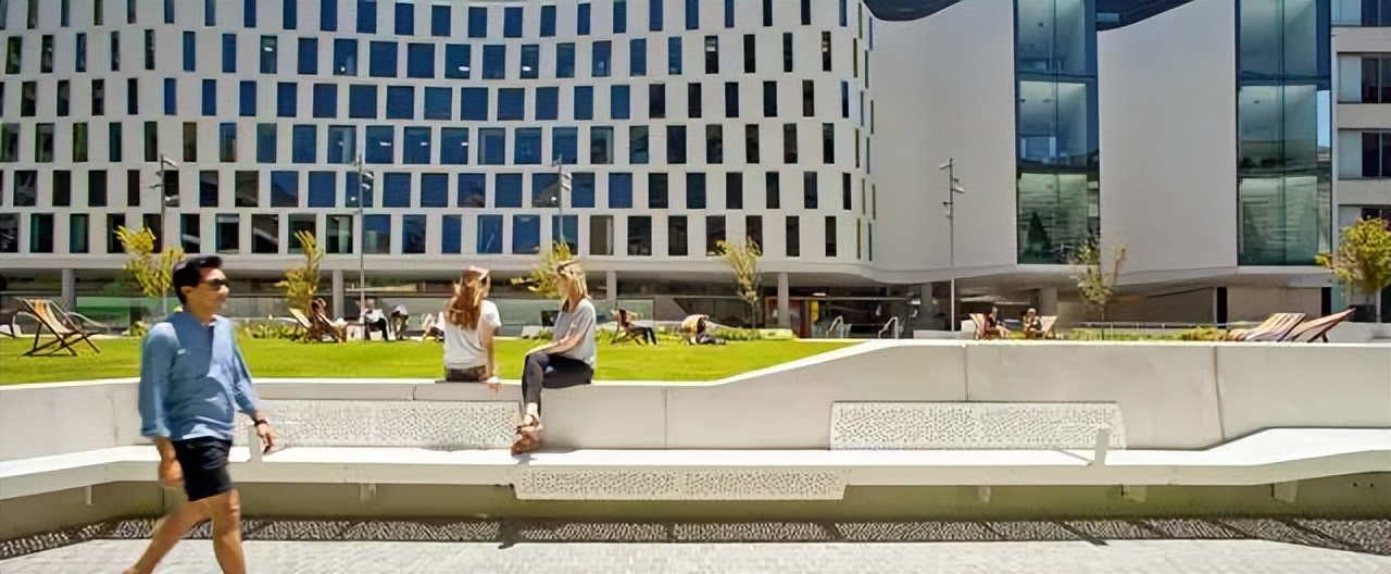 大学校园绿化设计,现代校园绿化规划设计