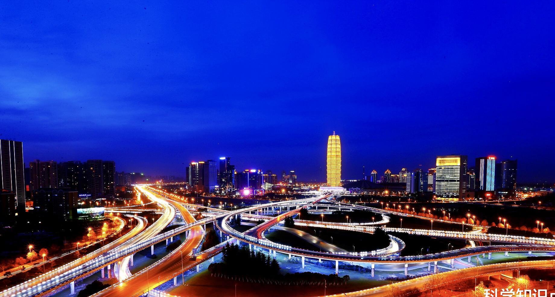 为“春城”然而,尽管昆明的自然环境优美,但这座城?