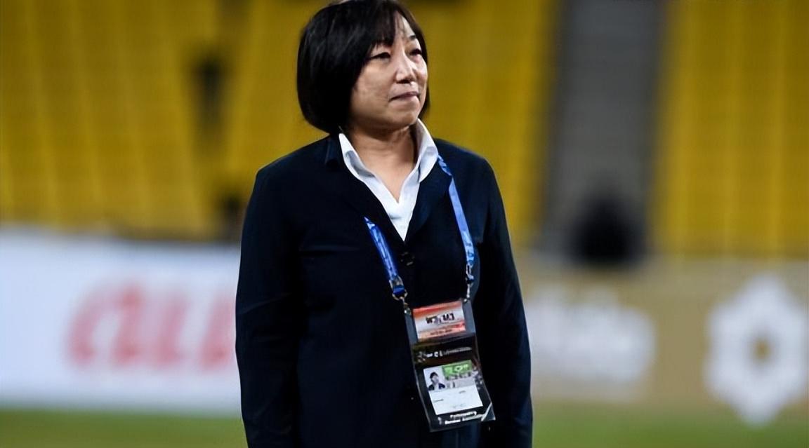 足协主席空缺啦，问卷调查：高洪波孙雯范志毅王健林4选1，你选谁