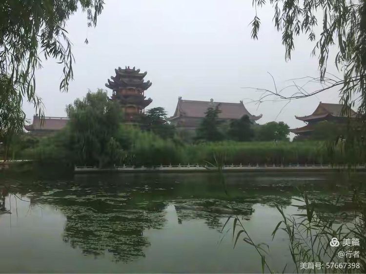 一半真实一半现实的图片,一半真实一半梦境