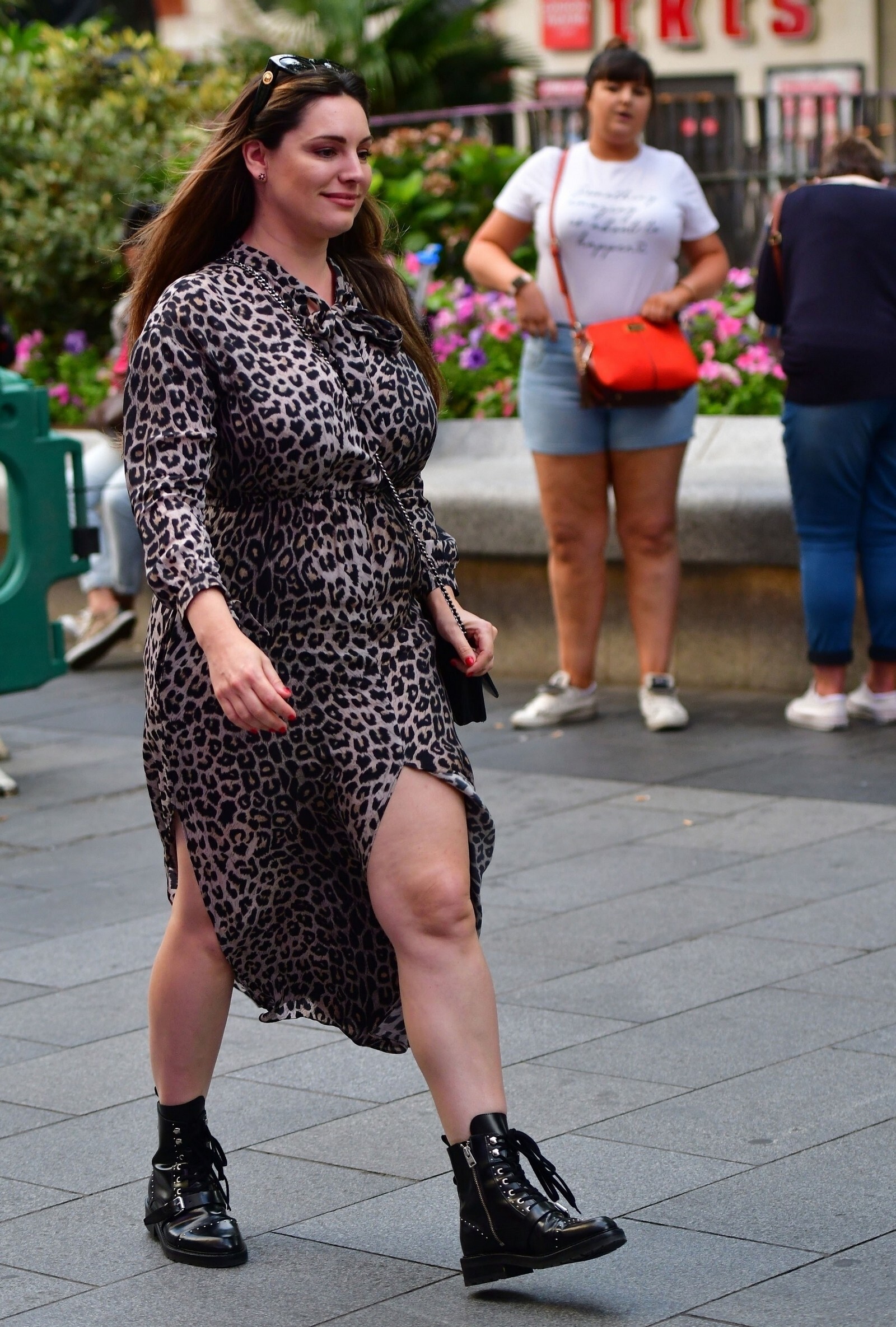 英国国宝级女神凯莉布鲁克,英国女神凯莉布鲁克生活照