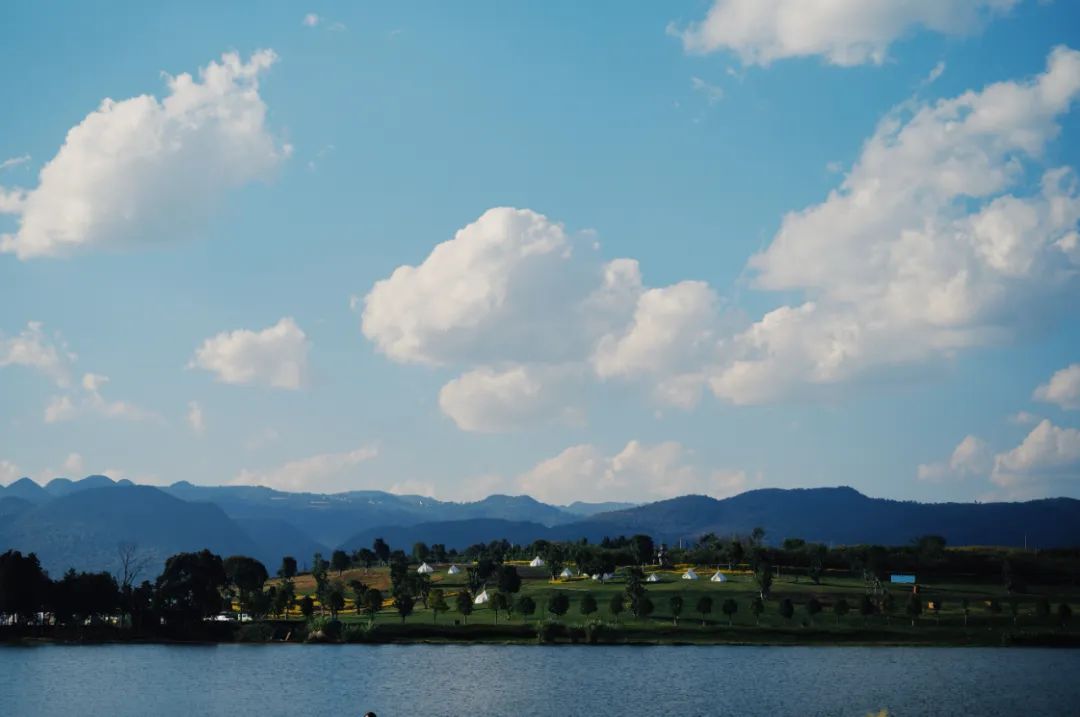 好吃好逛的避寒首选地，没有城市能成为它的平替