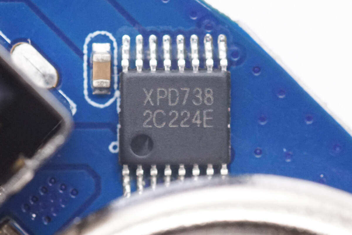 绿联车载点烟器15瓦能快充吗,点烟器车充拆解