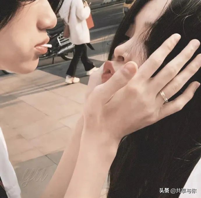 有你在身边就好的情侣头像,情侣头像和你在一起每天都超甜