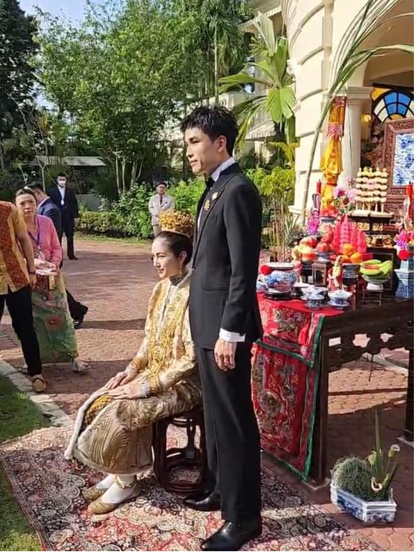 泰国变性皇后宝儿出席活动,泰国最美变异人宝儿结婚了吗