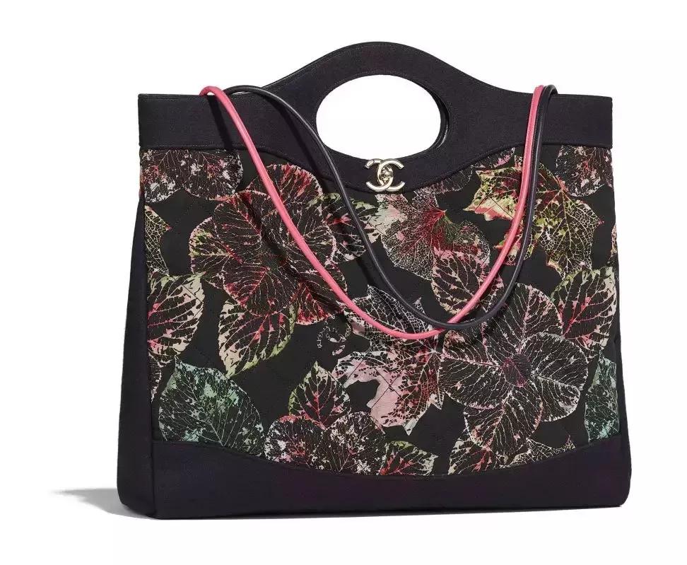 chanel必买的10件单品,chanel最新一期