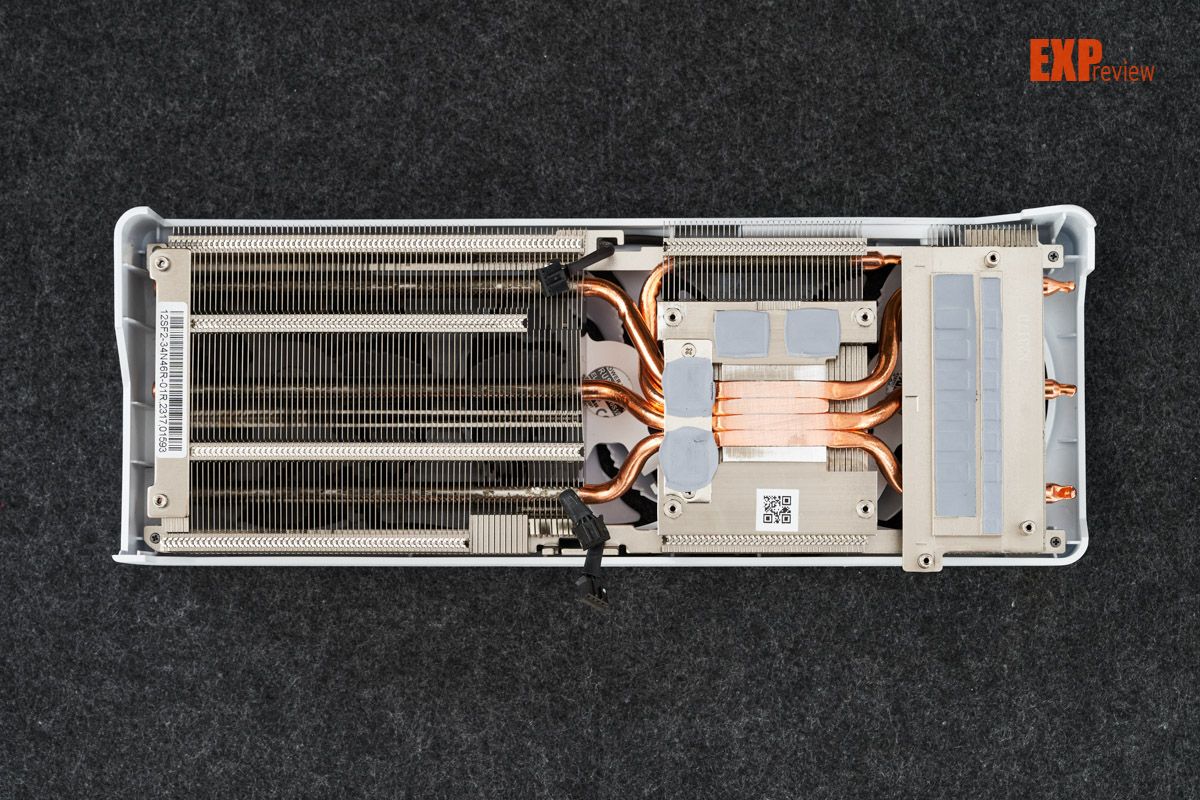 技嘉RTX4060TiAEROOC8GB雪鹰显卡评测：极简外观，显存潜力可观