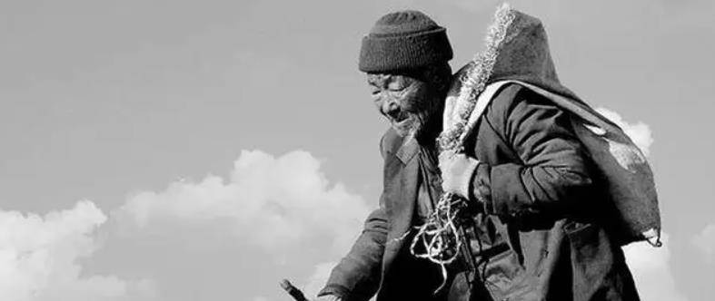 废品站老板回收废铁,废品站老板回收黄金