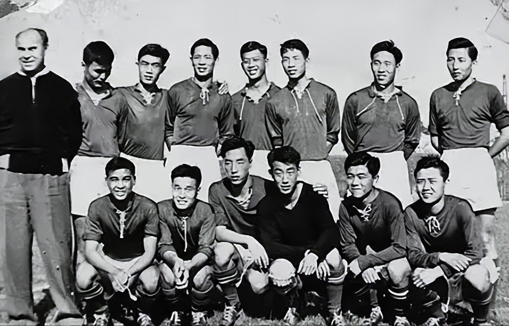 1963年，贺龙对国足说：拿不到前三，回来就解散！最终结果如何？