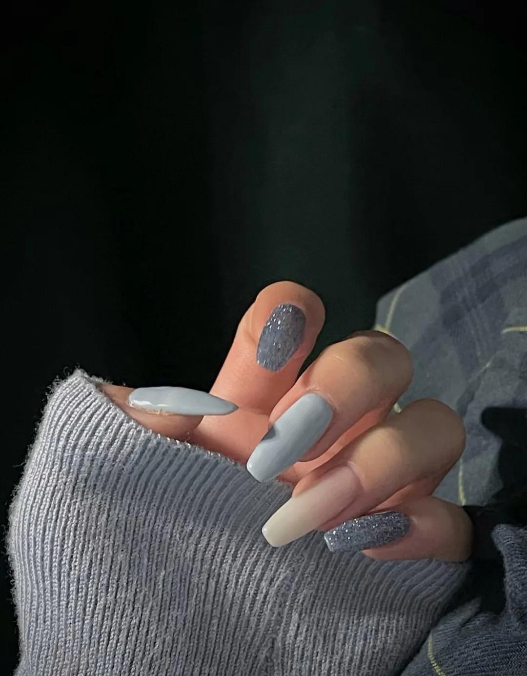 你一定要试试这3种美甲,盘点十款最受欢迎的美甲