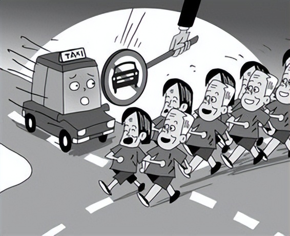 暴走团踢护栏后续,暴走团变打砸团