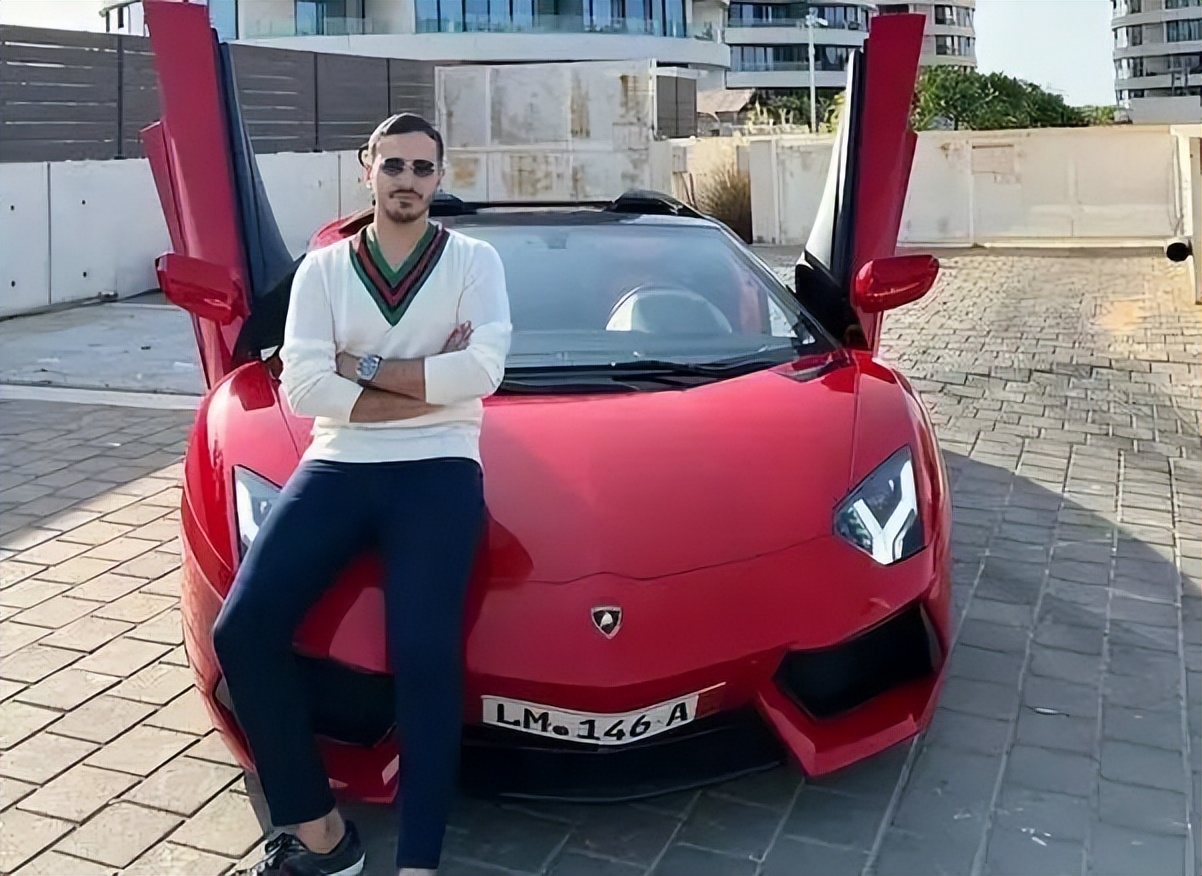 4婚3离成名校终身教授，她搞男人的手段让人佩服