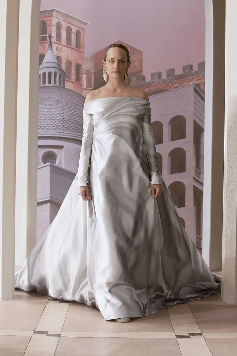 2023年明星穿过的高定,又大又繁琐的高定系列